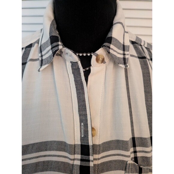 Abercrombie & Fitch Button Down Shirt Womens S Black White Plaid Cozy Core Cabin - Picture 2 of 13